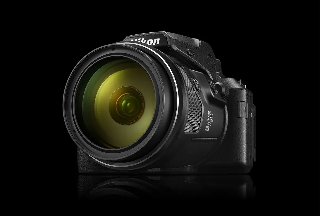 Nikon COOLPIX P950: la bridge con superzoom