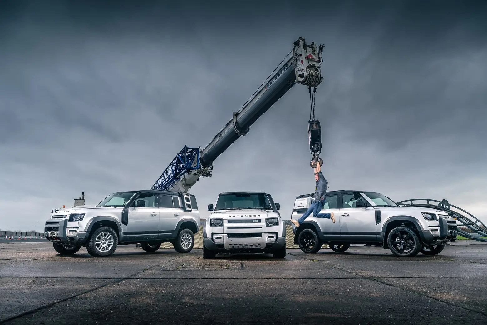 Land Rover: la nuova Defender è "Car of the Year" ai Top Gear Awards