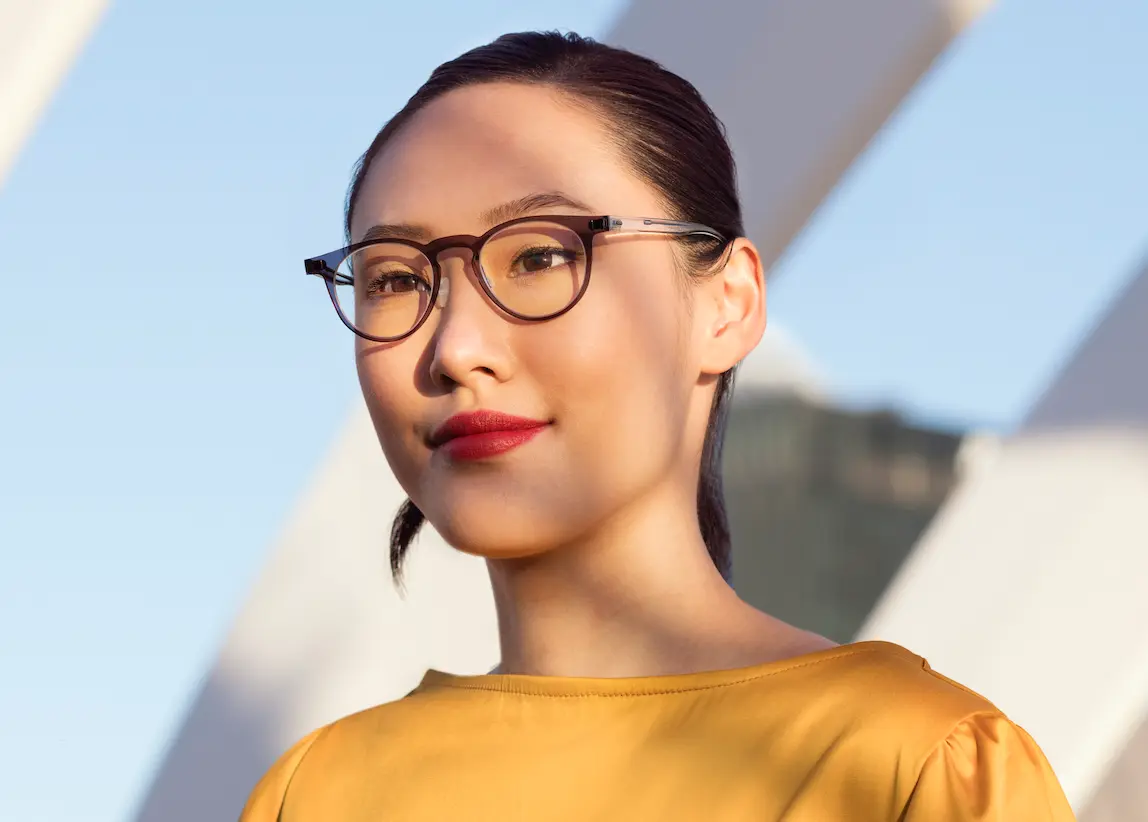 Nikon Lenswear: le montature fotocromatiche che cambiano colore