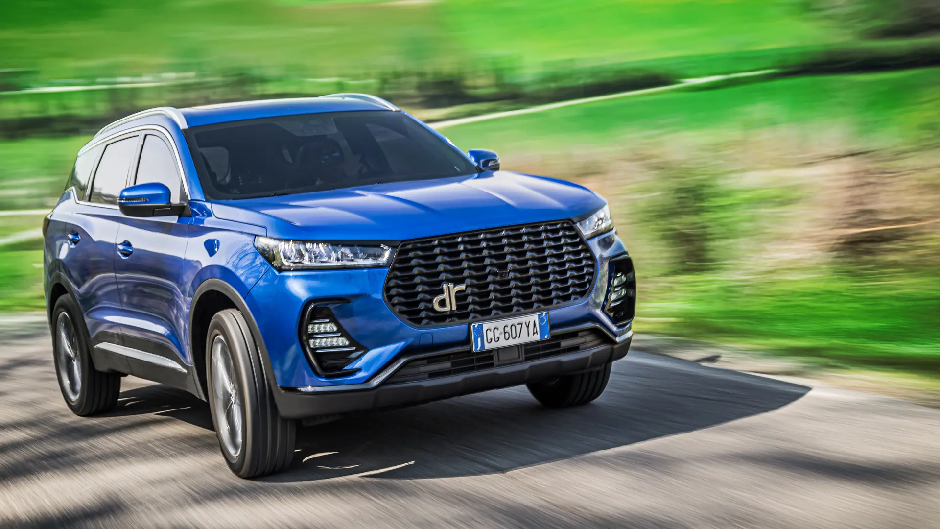 DR 6.0: "Voyager SUV"