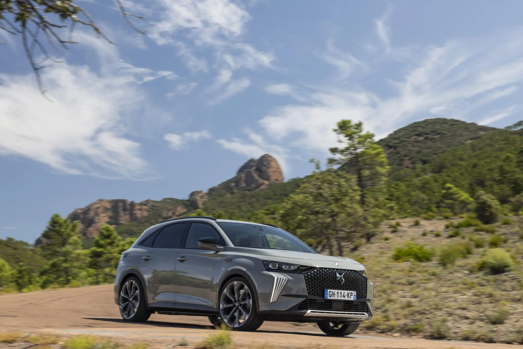 Nuovo DS7: un viaggio nella raffinatezza