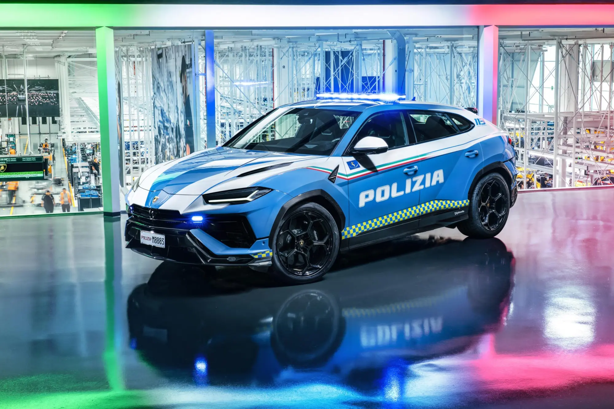 Lamborghini Urus Performante entra in servizio nella Polizia di Stato