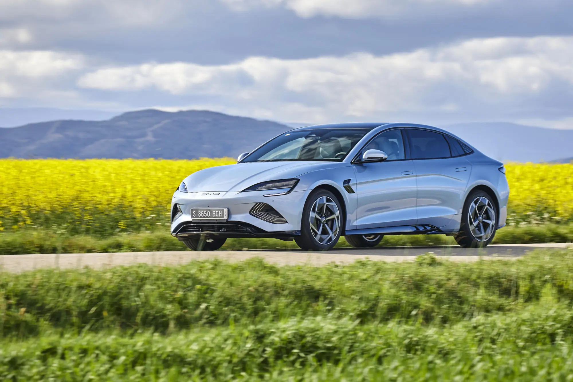 BYD SEAL: è lei l'anti Tesla?