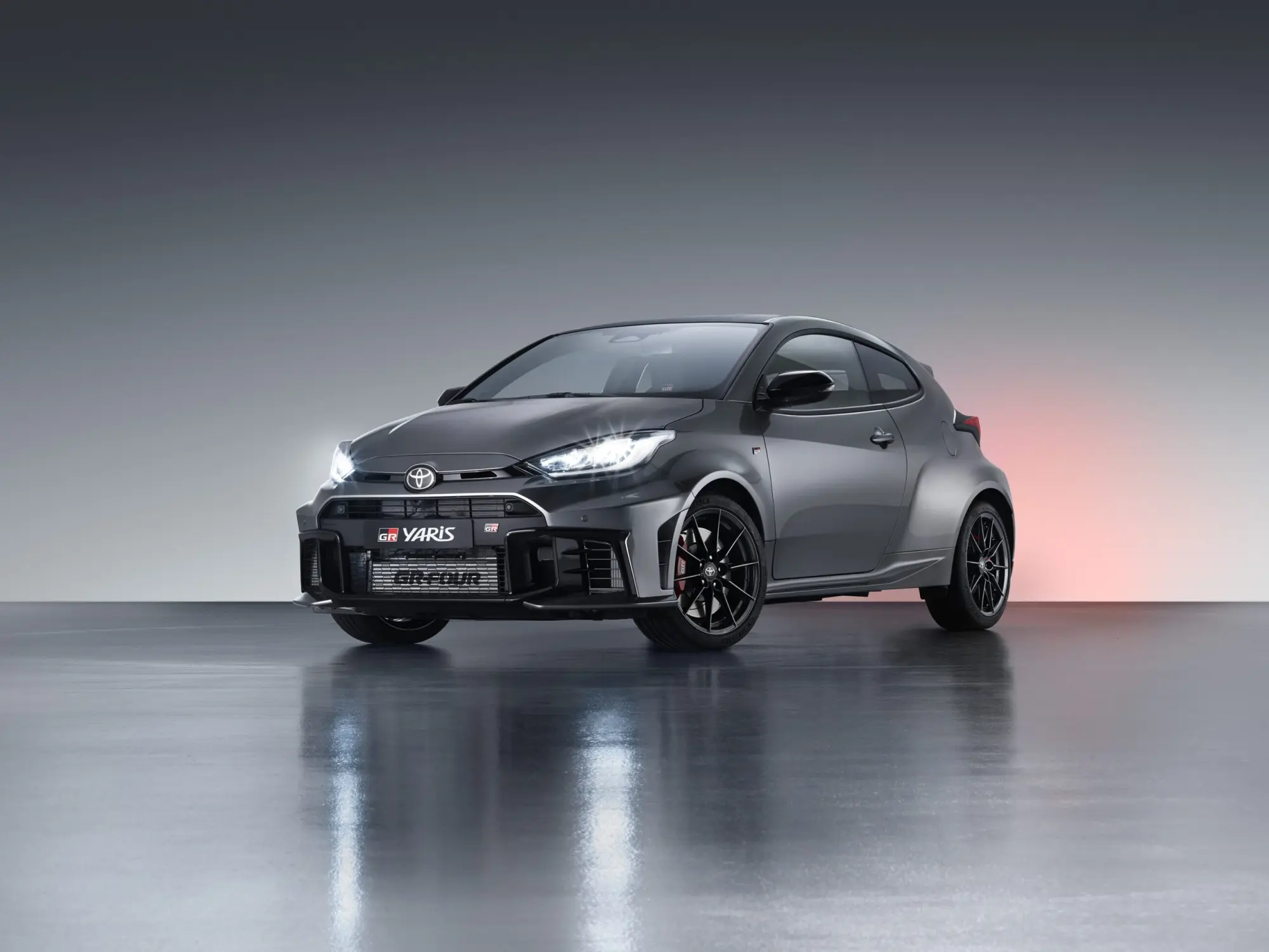 Toyota presenta la GR Yaris MY24