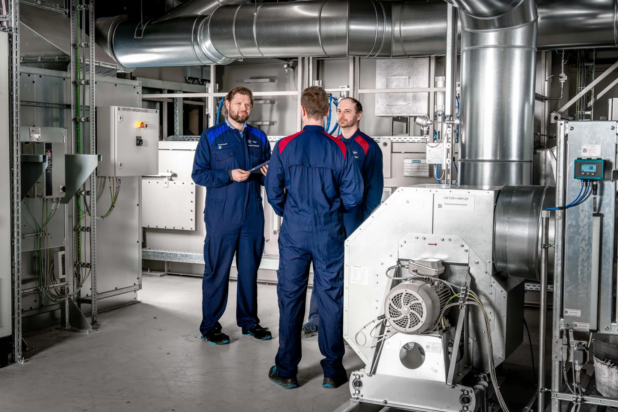 BMW introduce la depurazione dei gas di scarico alimentata elettricamente