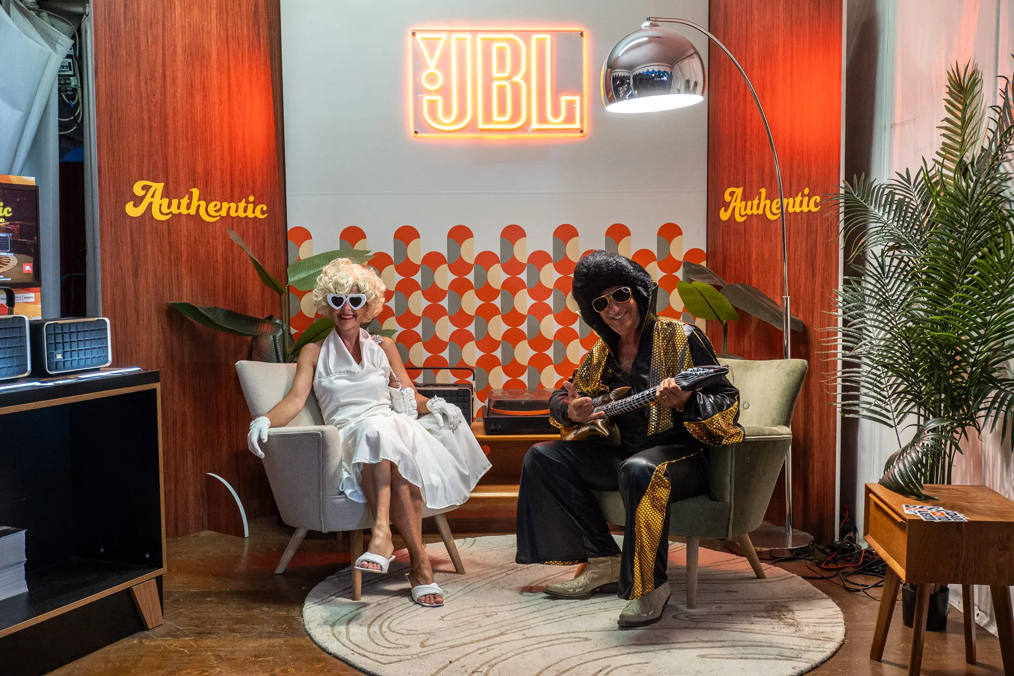 Tecnologia e design si fondono al Summer Jamboree con JBL Authentics