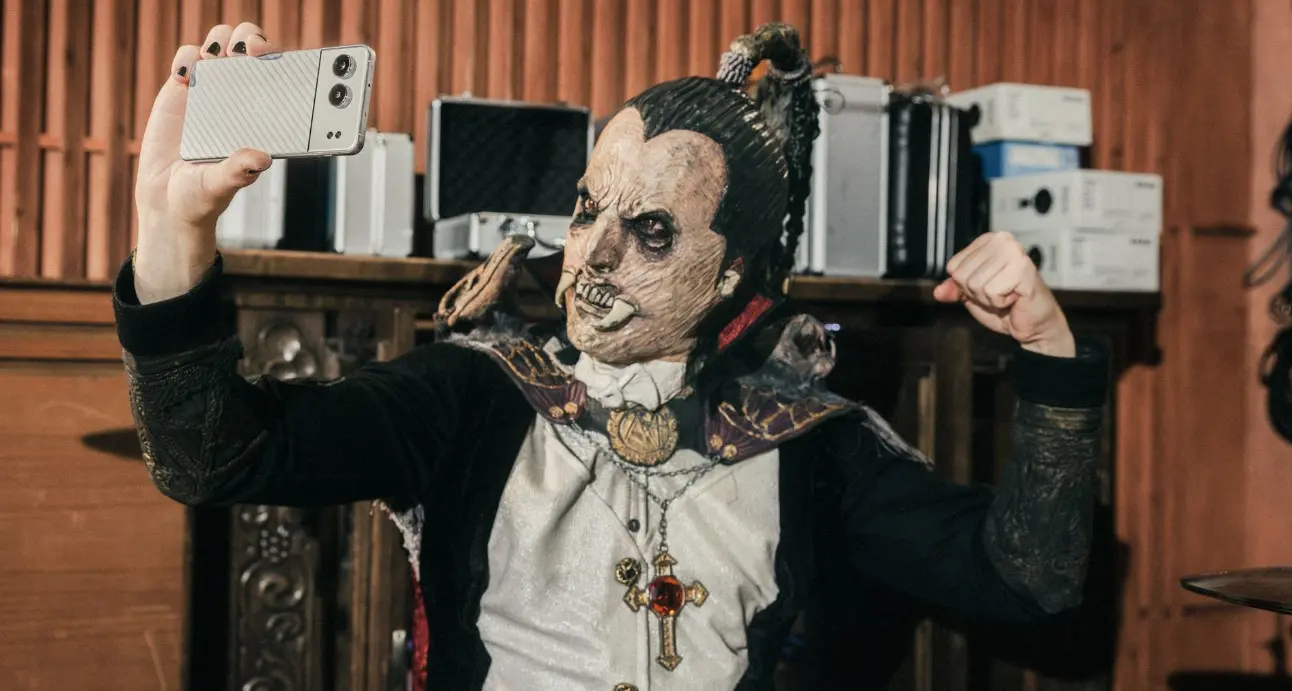 La band metal "Lordi" lancia una canzone ispirata a OnePlus Nord 4