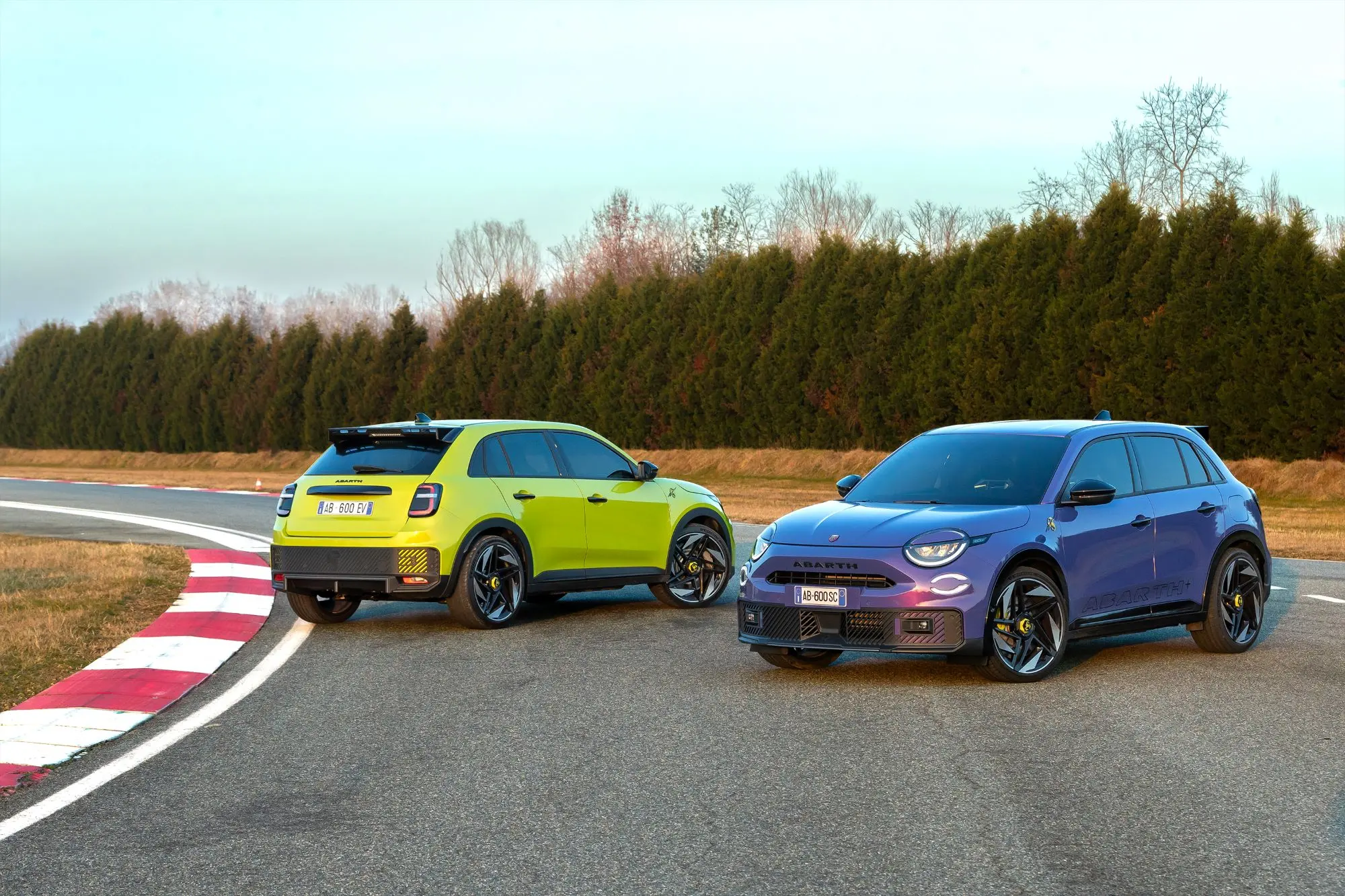 Abarth presenta la Nuova Abarth 600e: la più potente di sempre con 280 CV