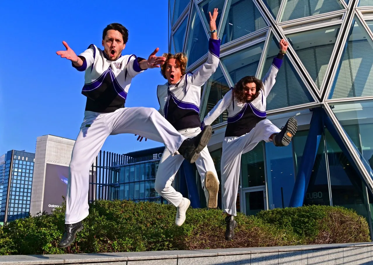 Magazzeno: due spettacoli live a Milano per il trio irriverente