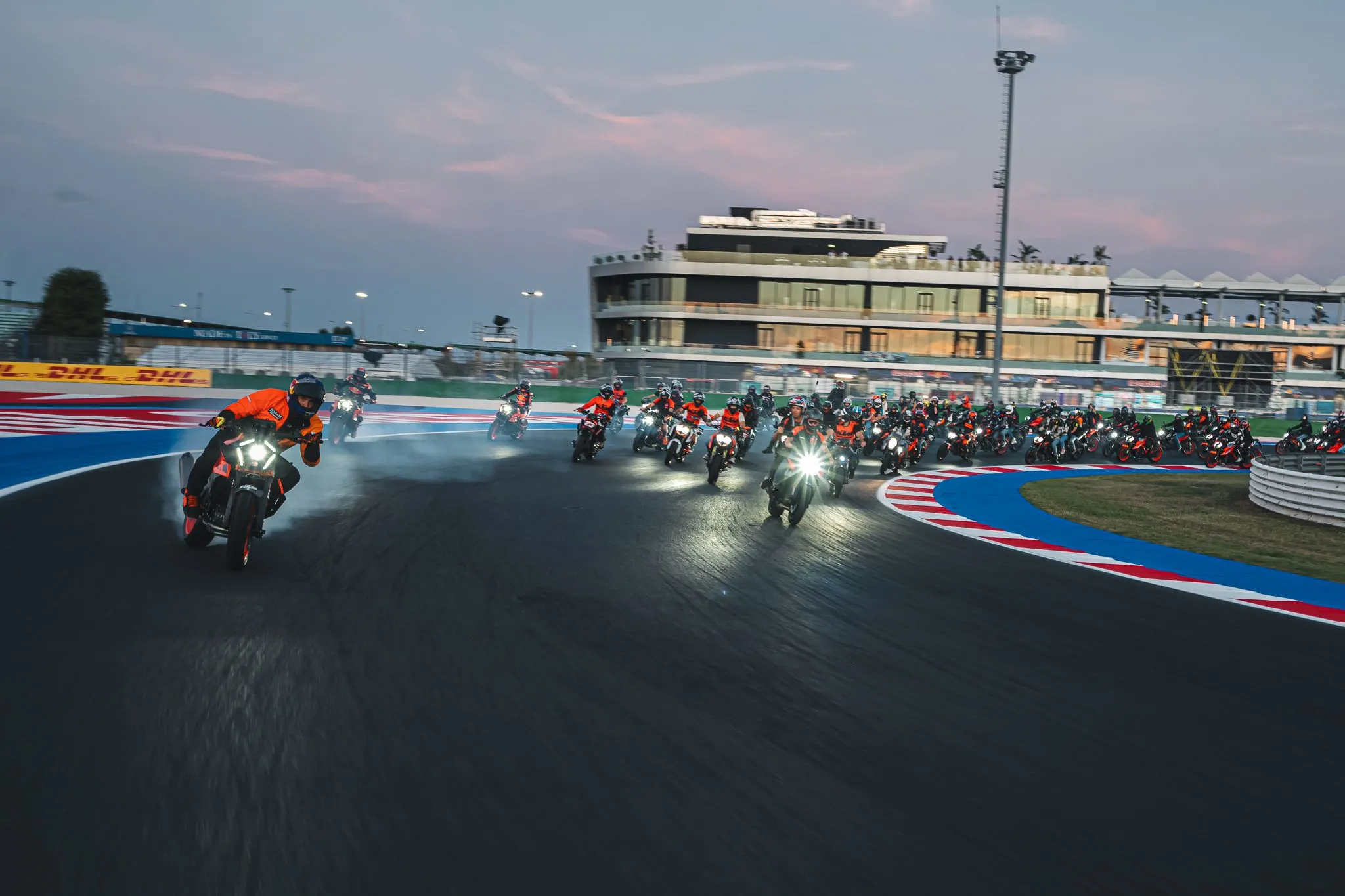 KTM ORANGE PARADE 2025: in arrivo una nuova ondata di passione arancione al Misano World Circuit