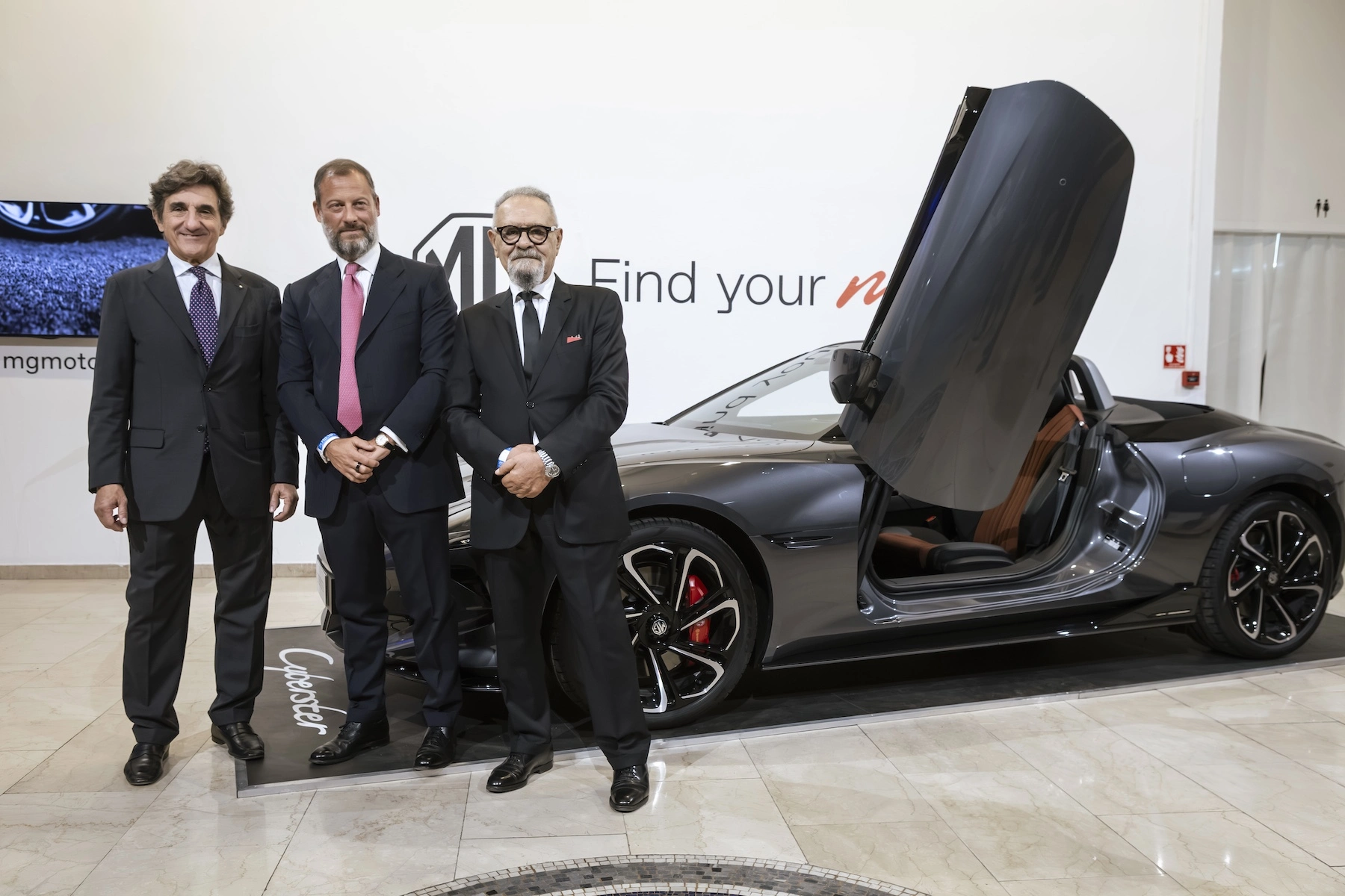 MG sostiene i giovani talenti del Premio Arte: MG Cyberster al Museo della Permanente