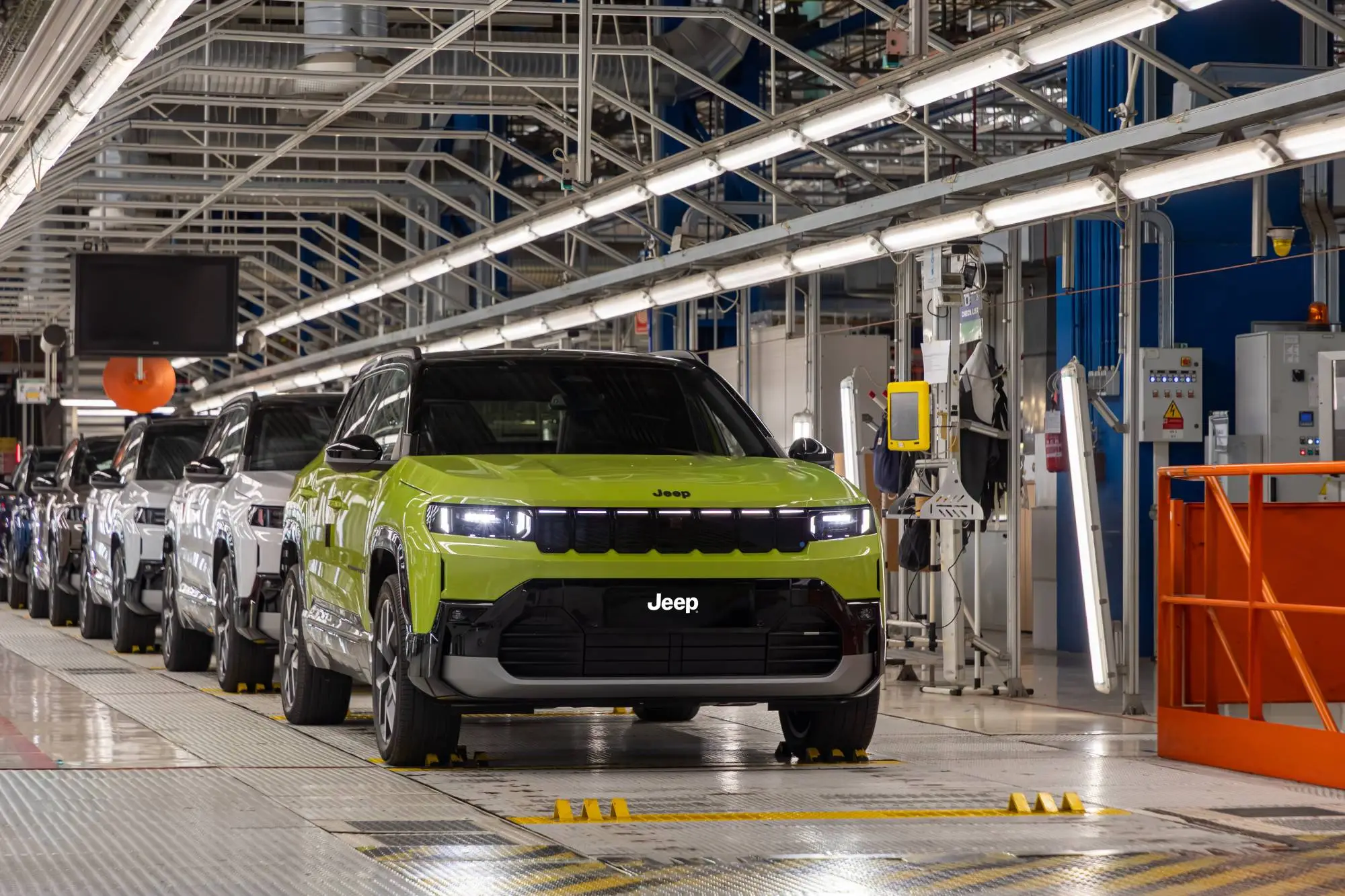 Jeep Nuova Compass nello Stabilimento Stellantis di Melfi