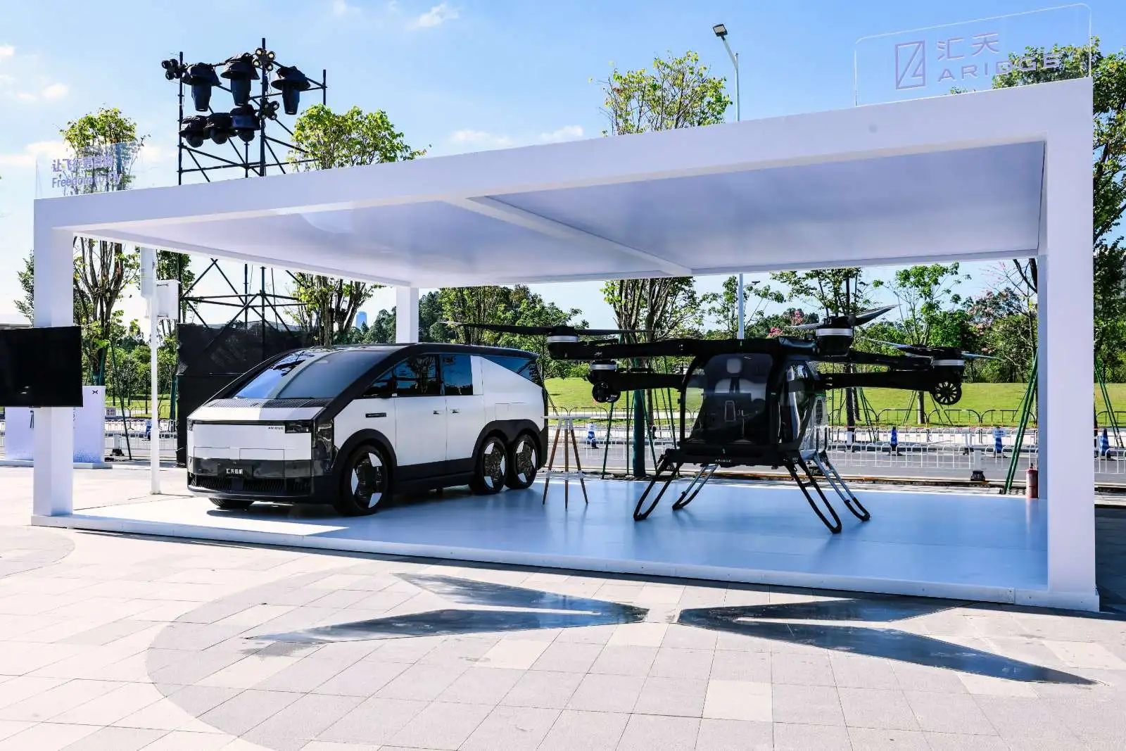 XPENG ridefinisce l’intelligenza artificiale con l’AI Fisica e lancia il futuro della mobilità