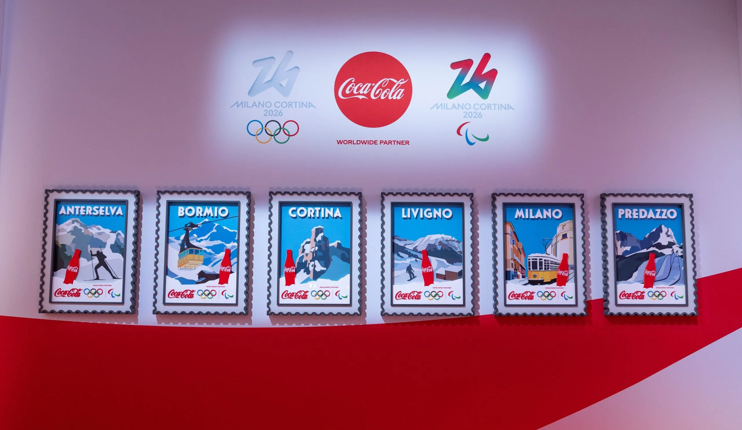 Coca‑Cola celebra la “pins mania” olimpica al The Peak di Milano