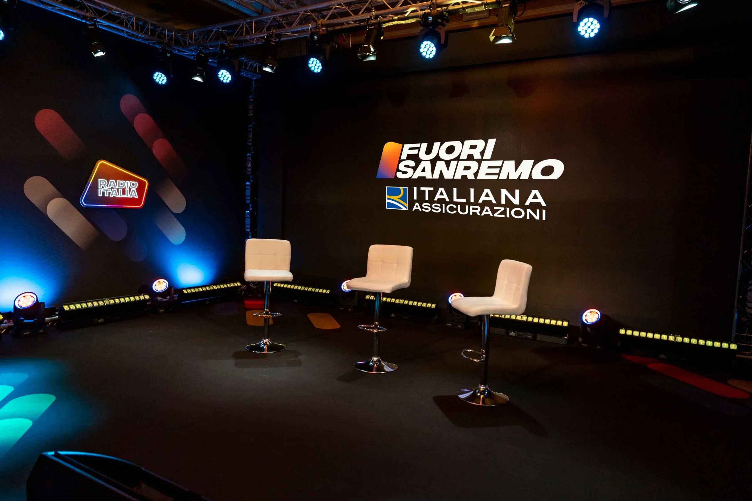 Radio Italia torna a Sanremo: grandi novità con “Fuori Sanremo Italiana Assicurazioni” e il nuovo Radio Italia Village