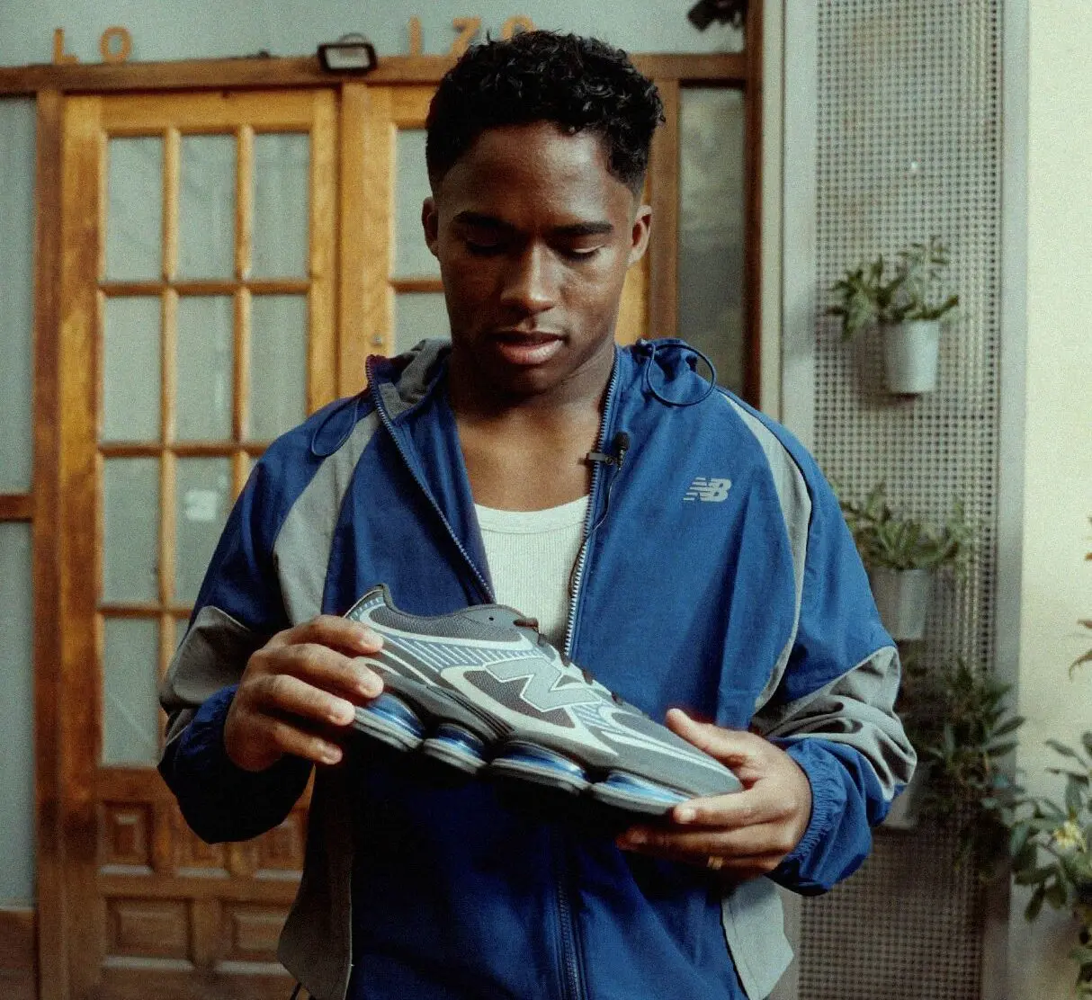 New Balance e Foot Locker lanciano le nuove ABZORB 2000 con Endrick protagonista