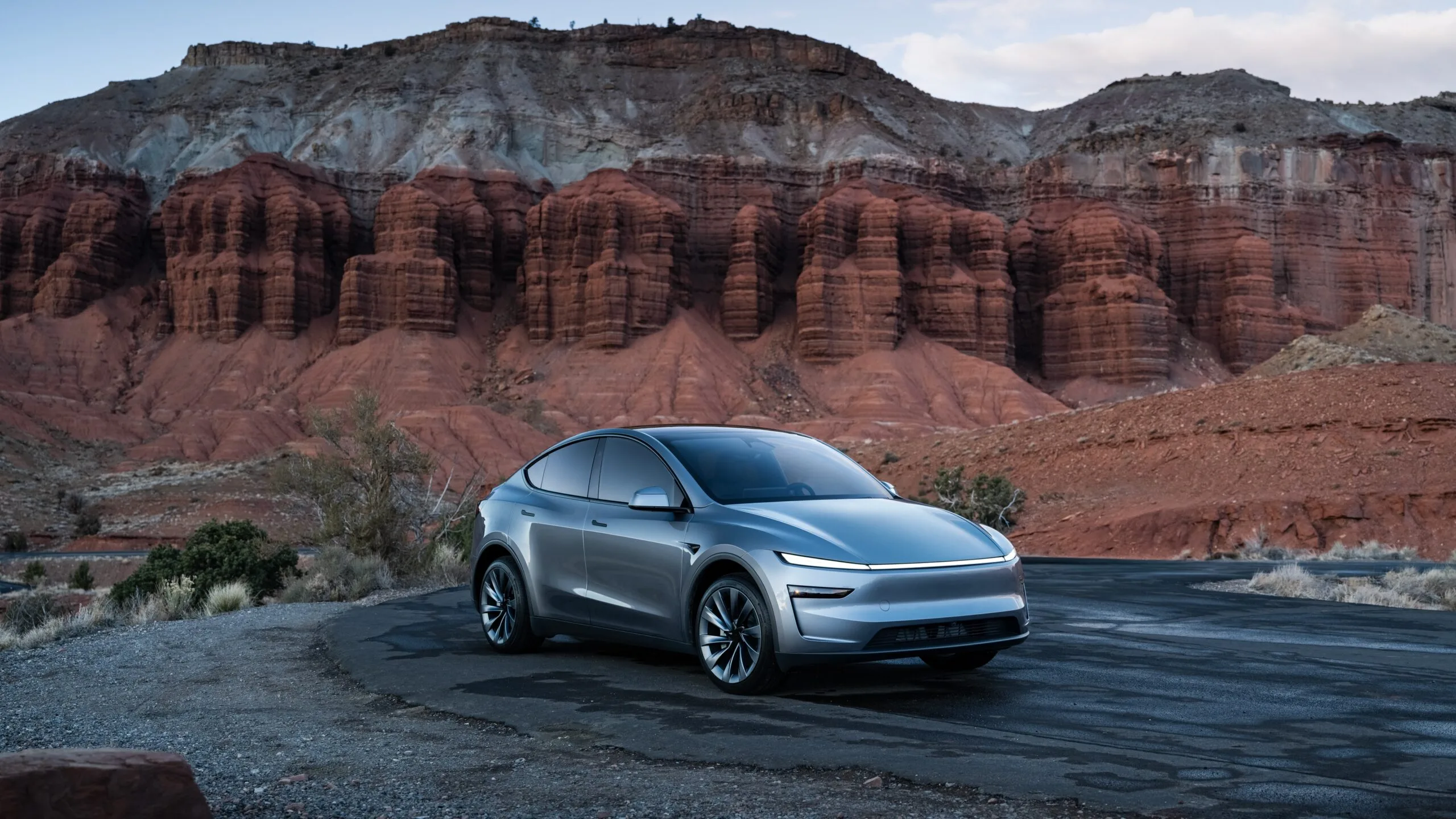 Nuova Tesla Model Y: la nostra prova su strada
