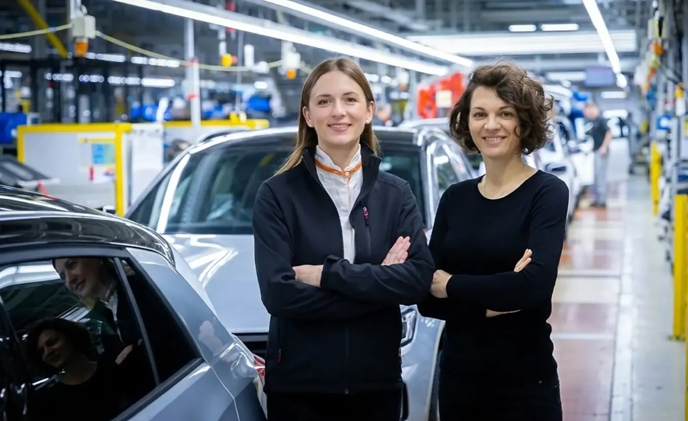 Donne alla guida dell’innovazione Opel: Maike Seeber e Bilyana Stern ispirano il “made in Germany”