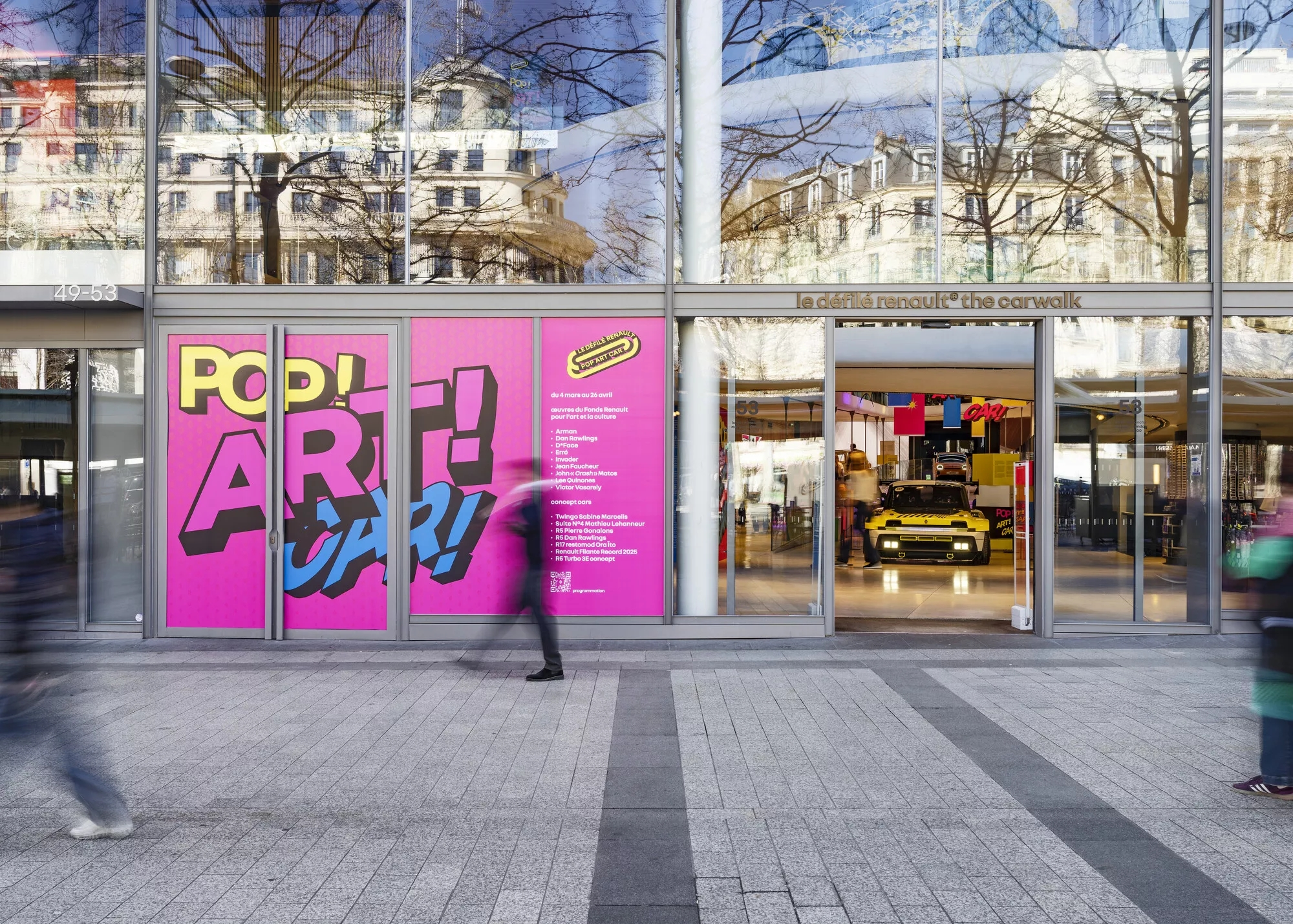 Renault porta la “Pop Art Car” sugli Champs-Élysées: l’auto diventa opera d’arte