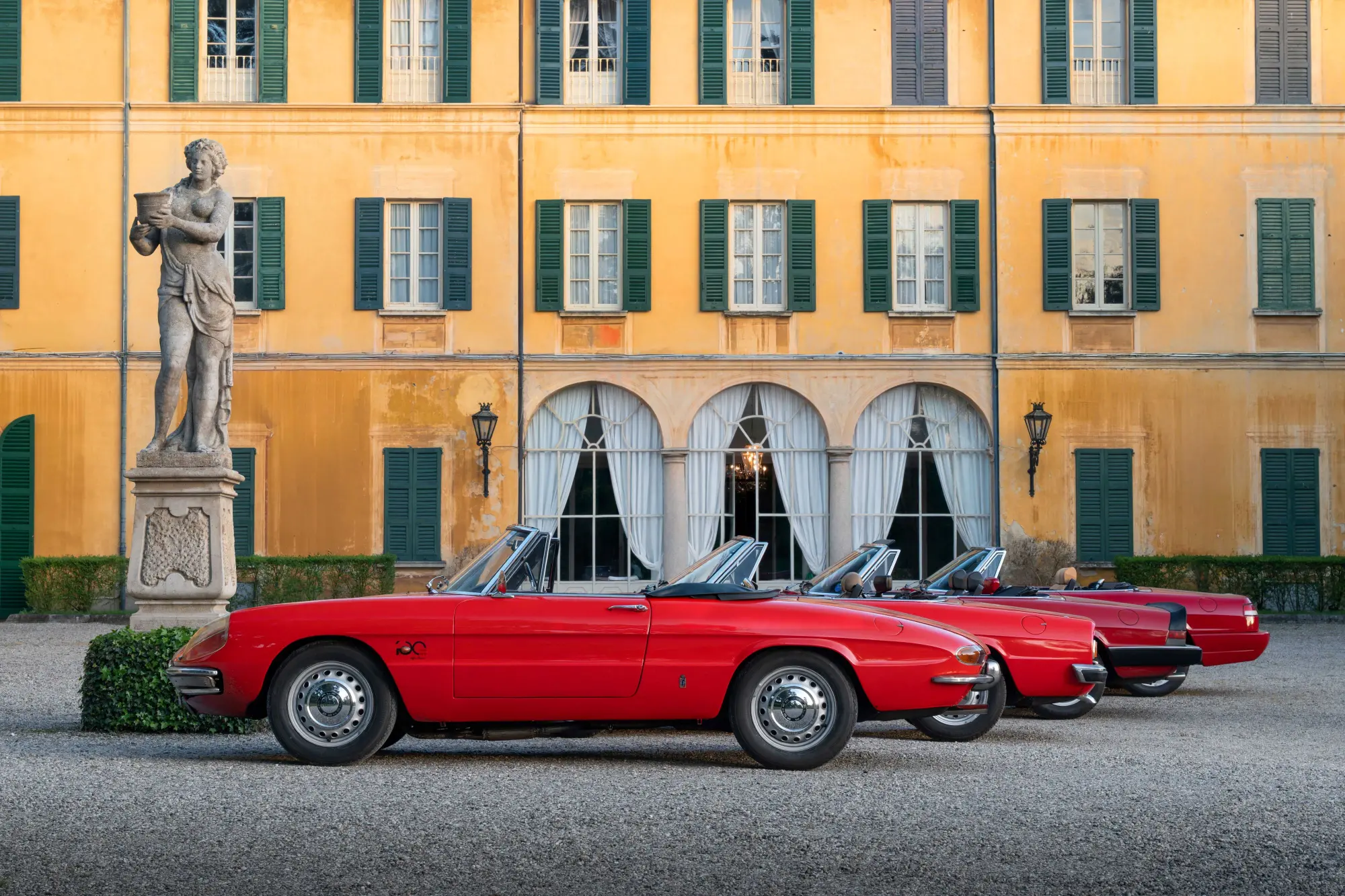 Alfa Romeo Spider Duetto: sessant'anni di storia, mito e passione