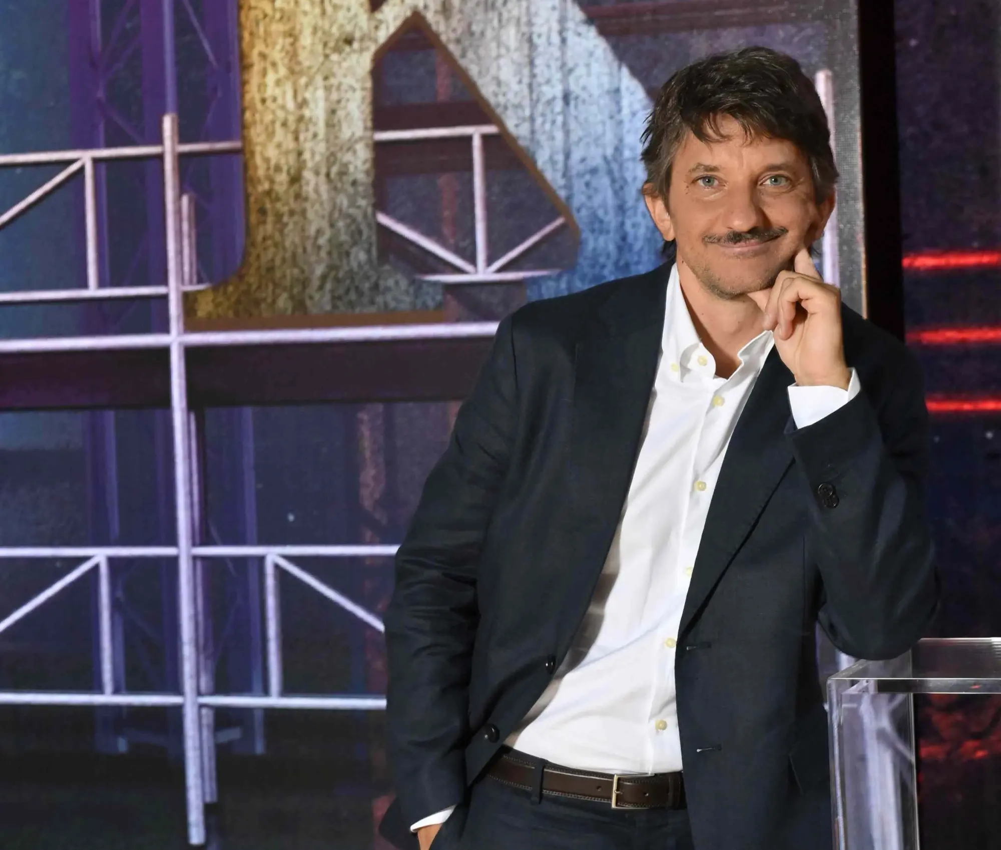 Realpolitik su Retequattro: riflettori sulle tensioni politiche e le polemiche del 25 aprile