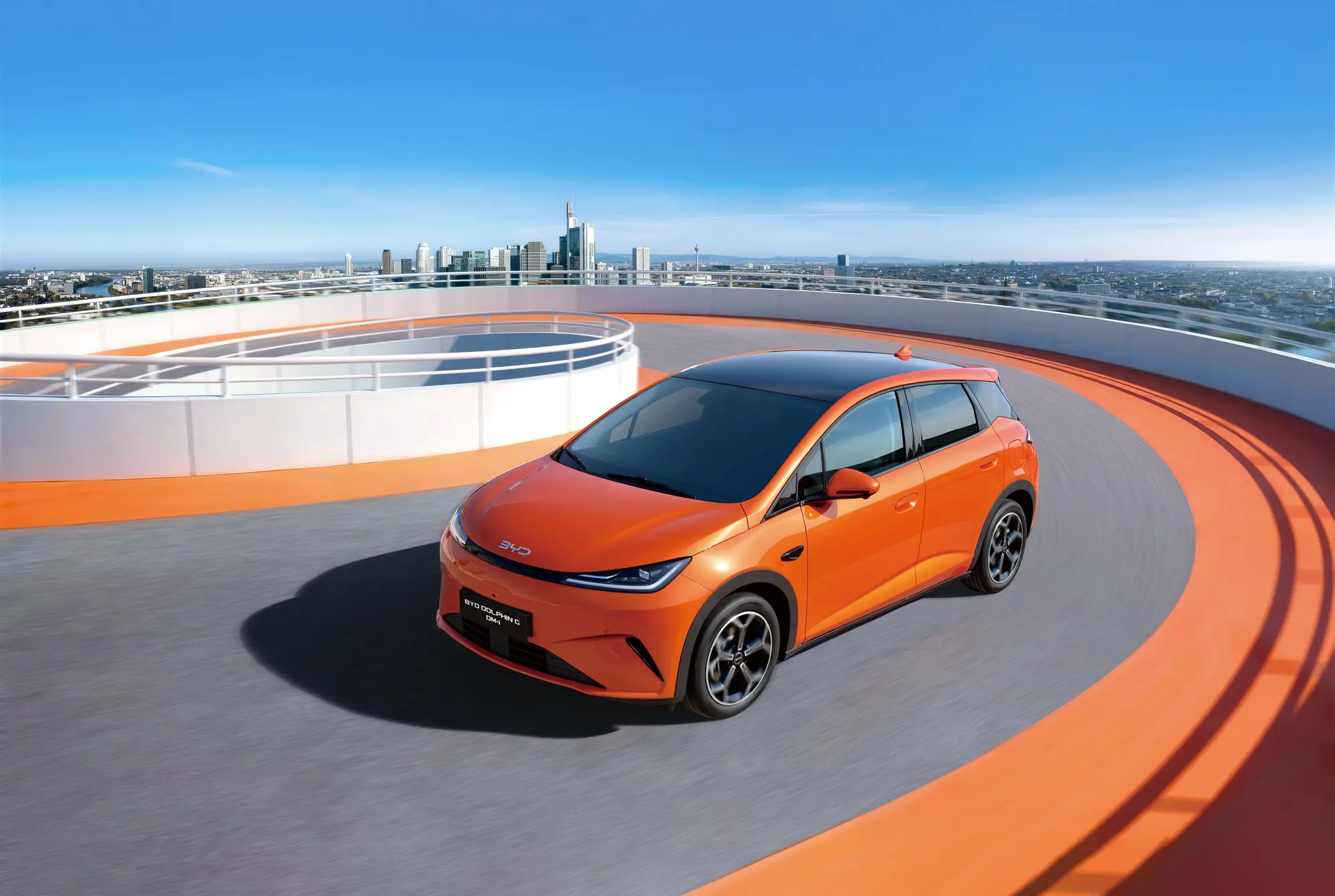 BYD presenta la nuova Dolphin G DM-i: efficienza e spazio per l'Europa