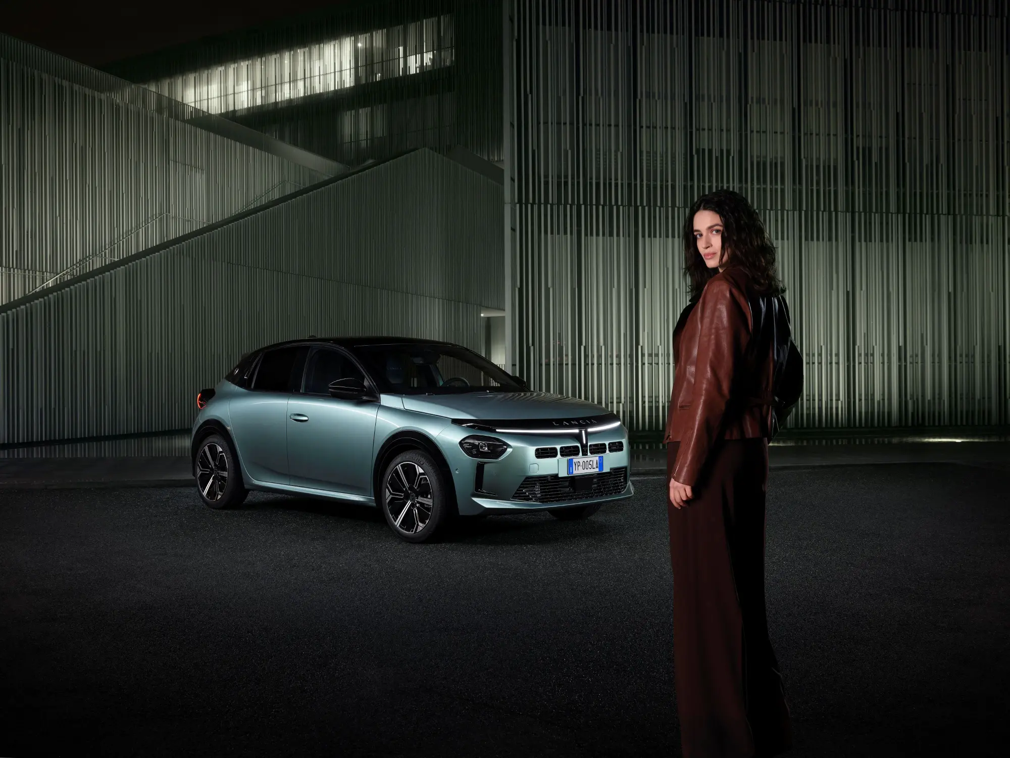 Nuova Lancia Ypsilon Turbo 100: debutto in TV con Greta Ferro e porte aperte il 16-17 maggio