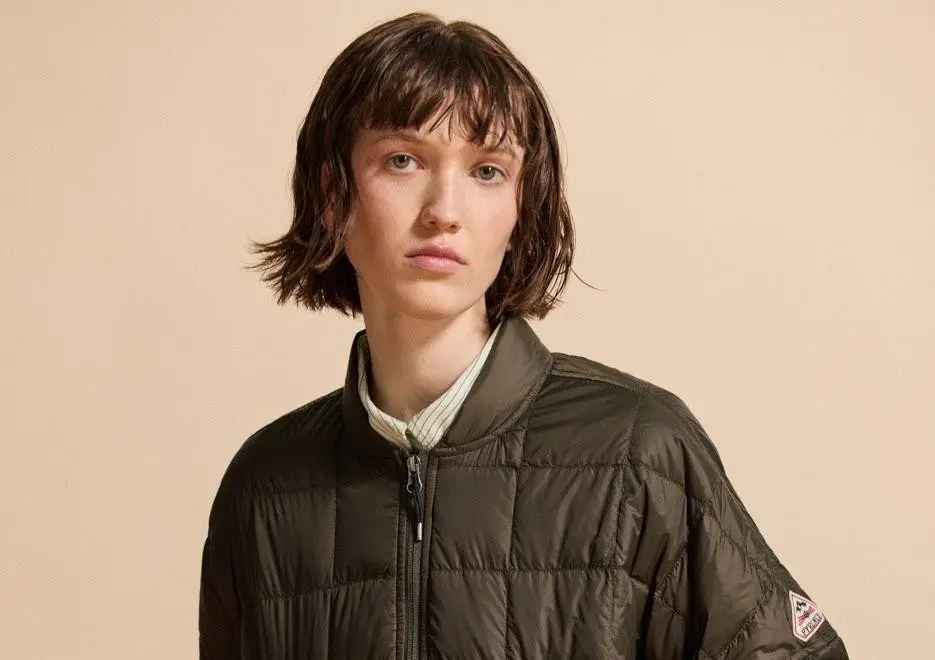 Outerwear da weekend: funzionalità e stile con Kimonorain e Pyrenex