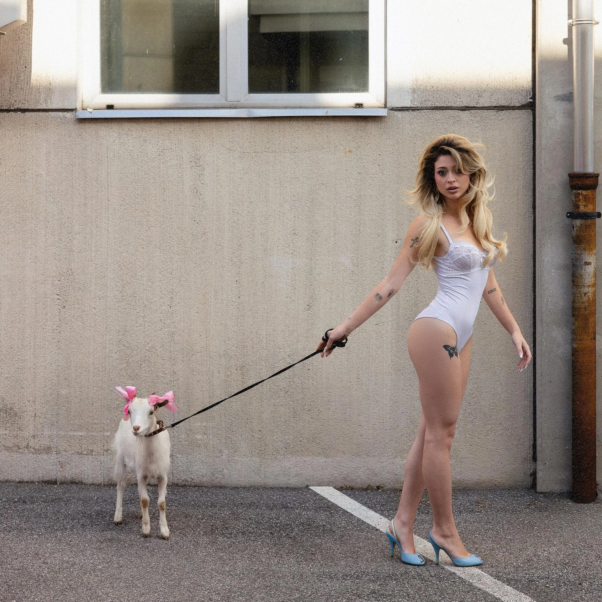 RIZZO inaugura una nuova era con il singolo Ora d'aria tra malinconia e baile funk