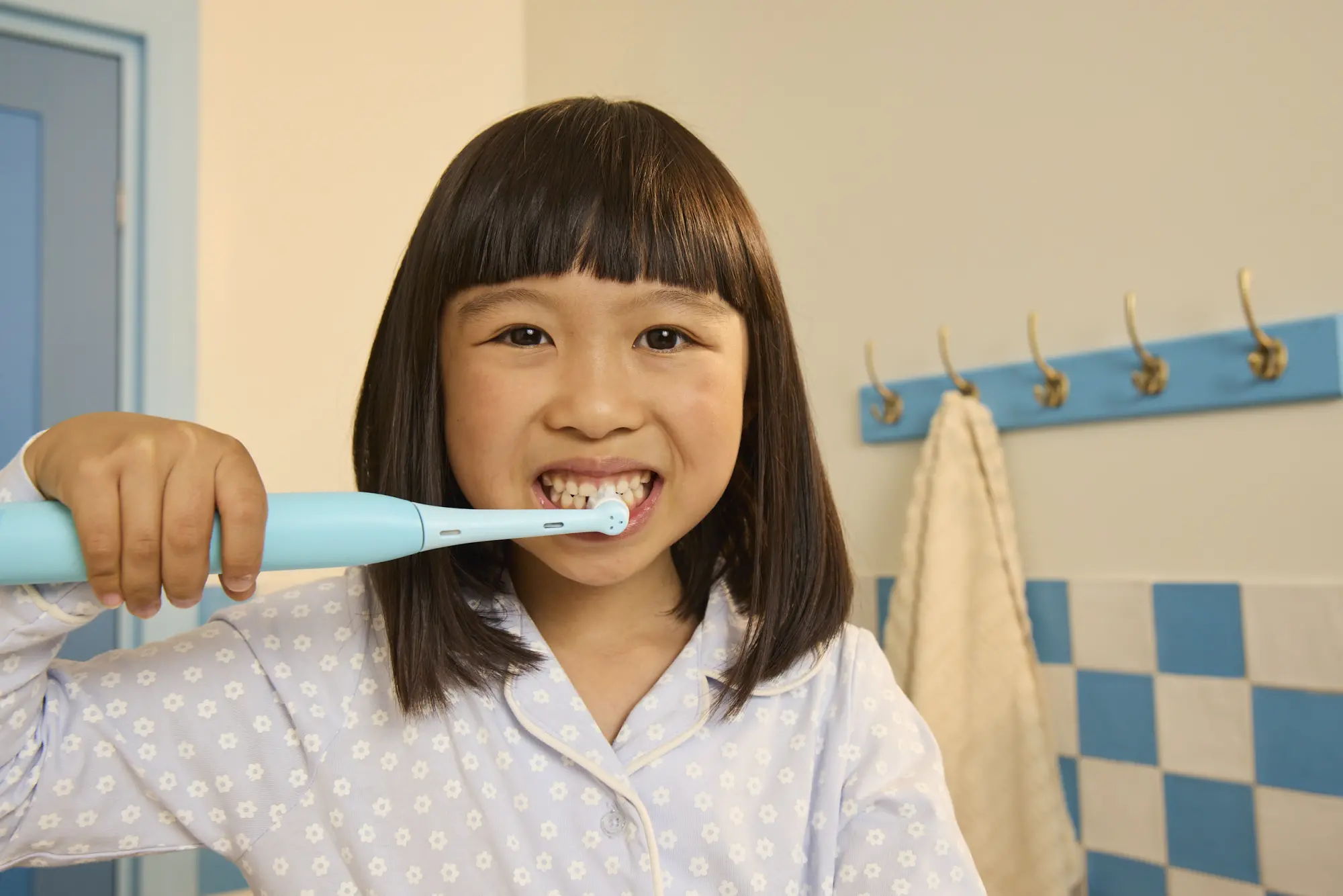Oral-B iO Kids: il nuovo spazzolino smart che accompagna i bambini anche in vacanza