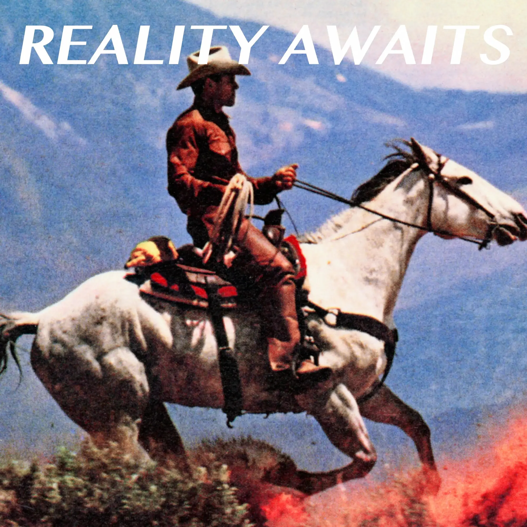 The Strokes pubblicano il video di Going Shopping e annunciano Reality Awaits