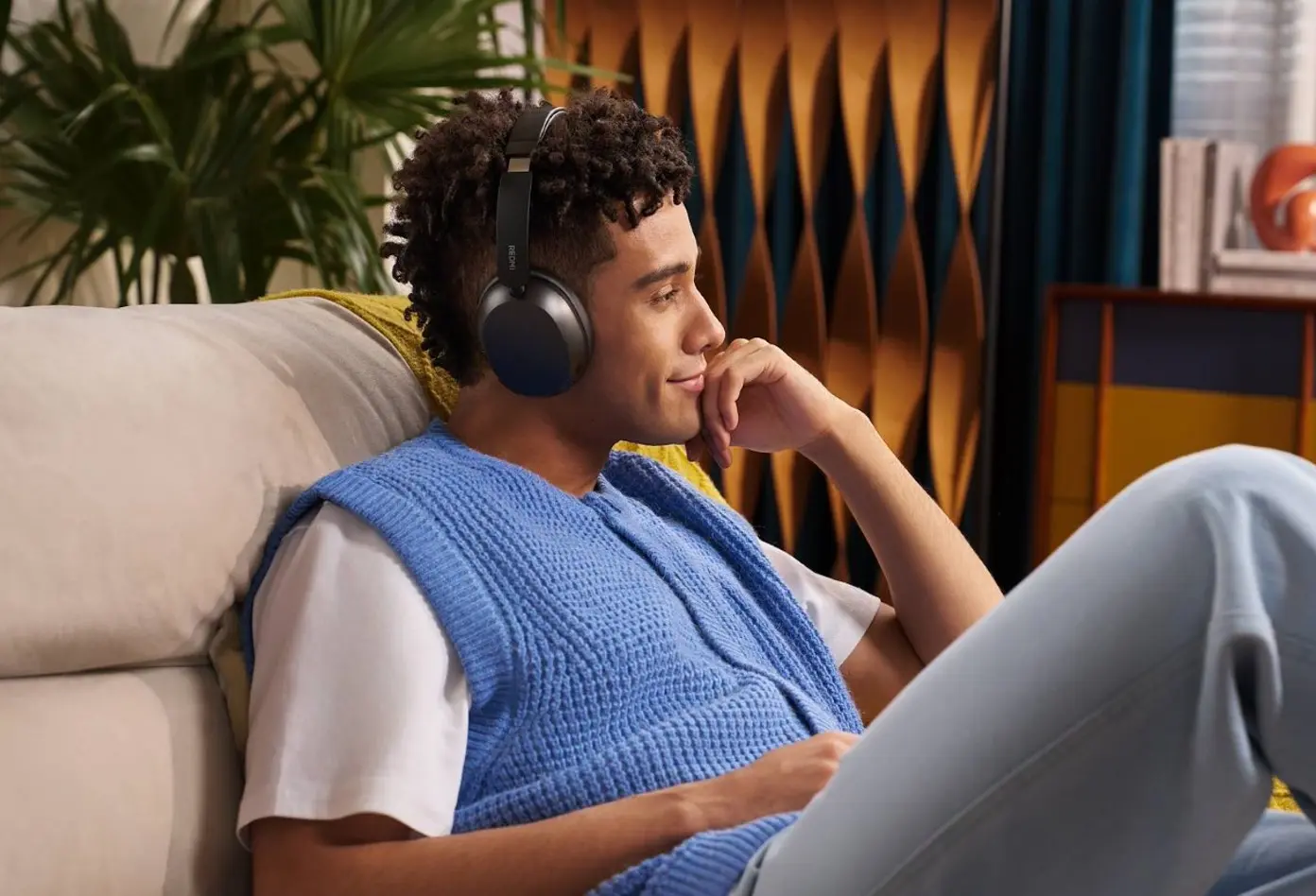 Xiaomi lancia in Italia REDMI Headphones Neo e Buds 8: autonomia record e audio di qualità