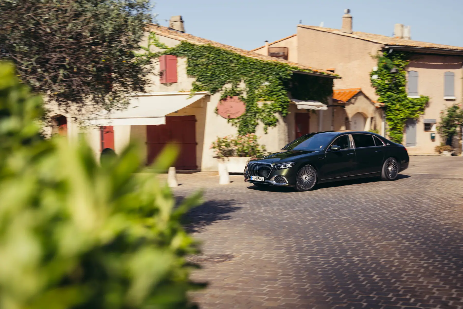 Mercedes-Maybach Classe S: lusso estremo e tecnologia all'avanguardia