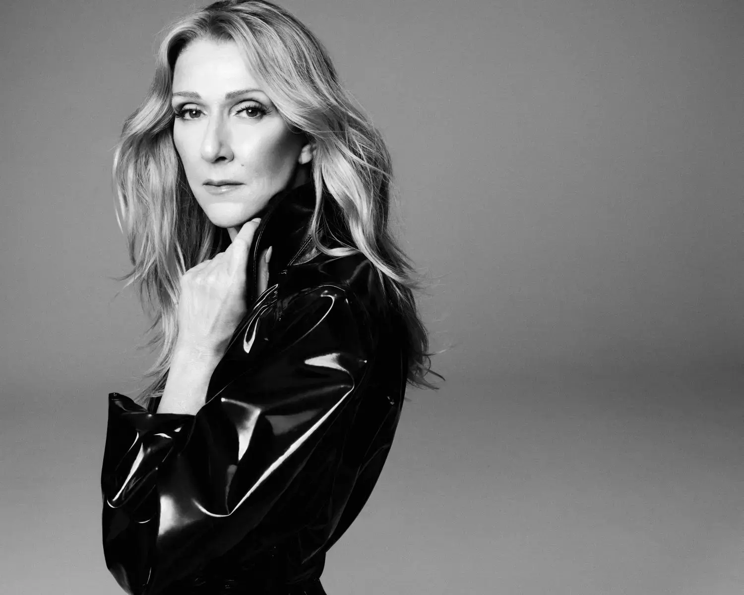 Céline Dion torna con il nuovo singolo Bonjour, Pardon, Merci e annuncia un vinile esclusivo