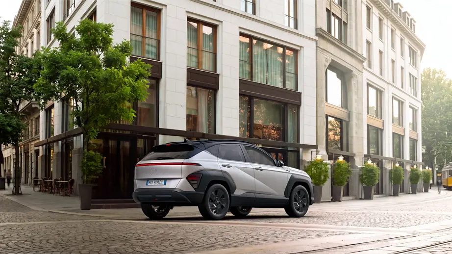Hyundai KONA Dark Line: stile e tecnologia per il SUV dedicato all'Italia