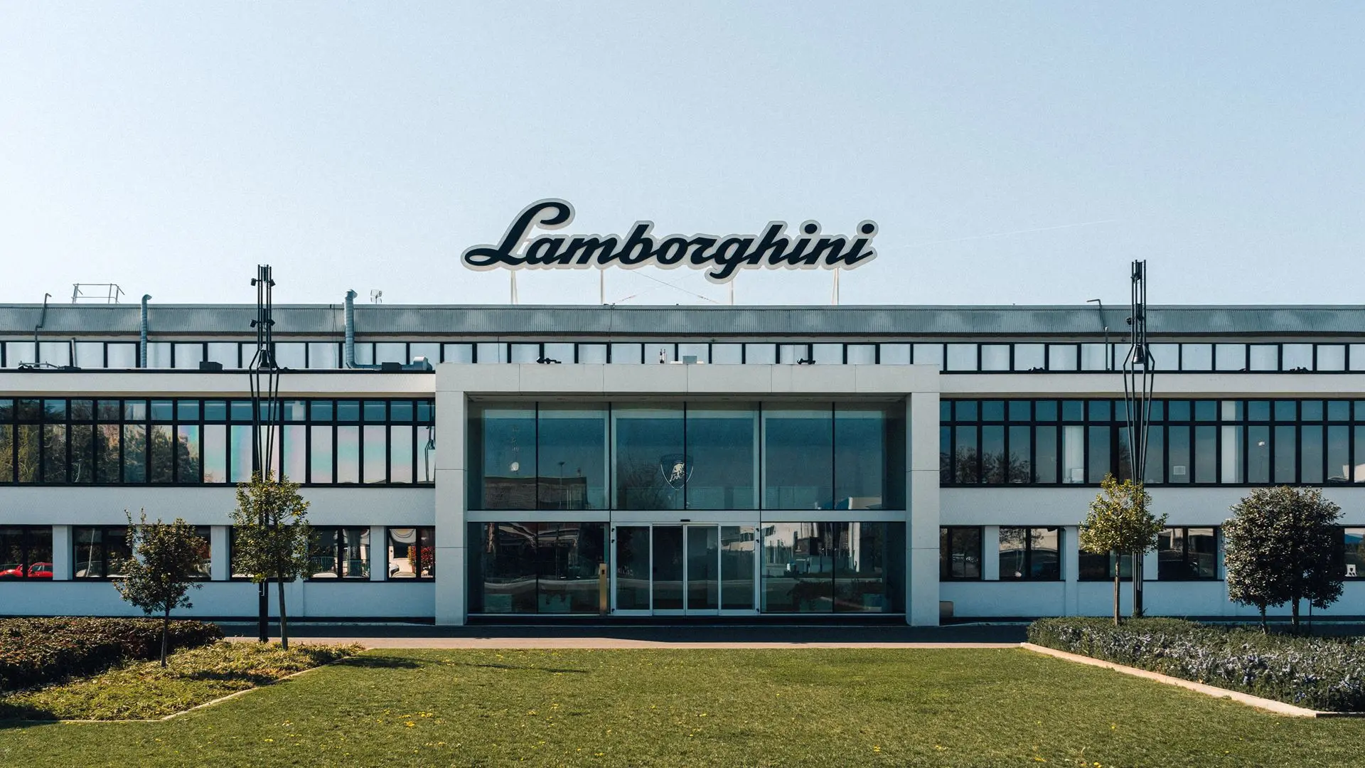 Lamborghini, fatturato record nel primo semestre 2026 nonostante il calo delle consegne
