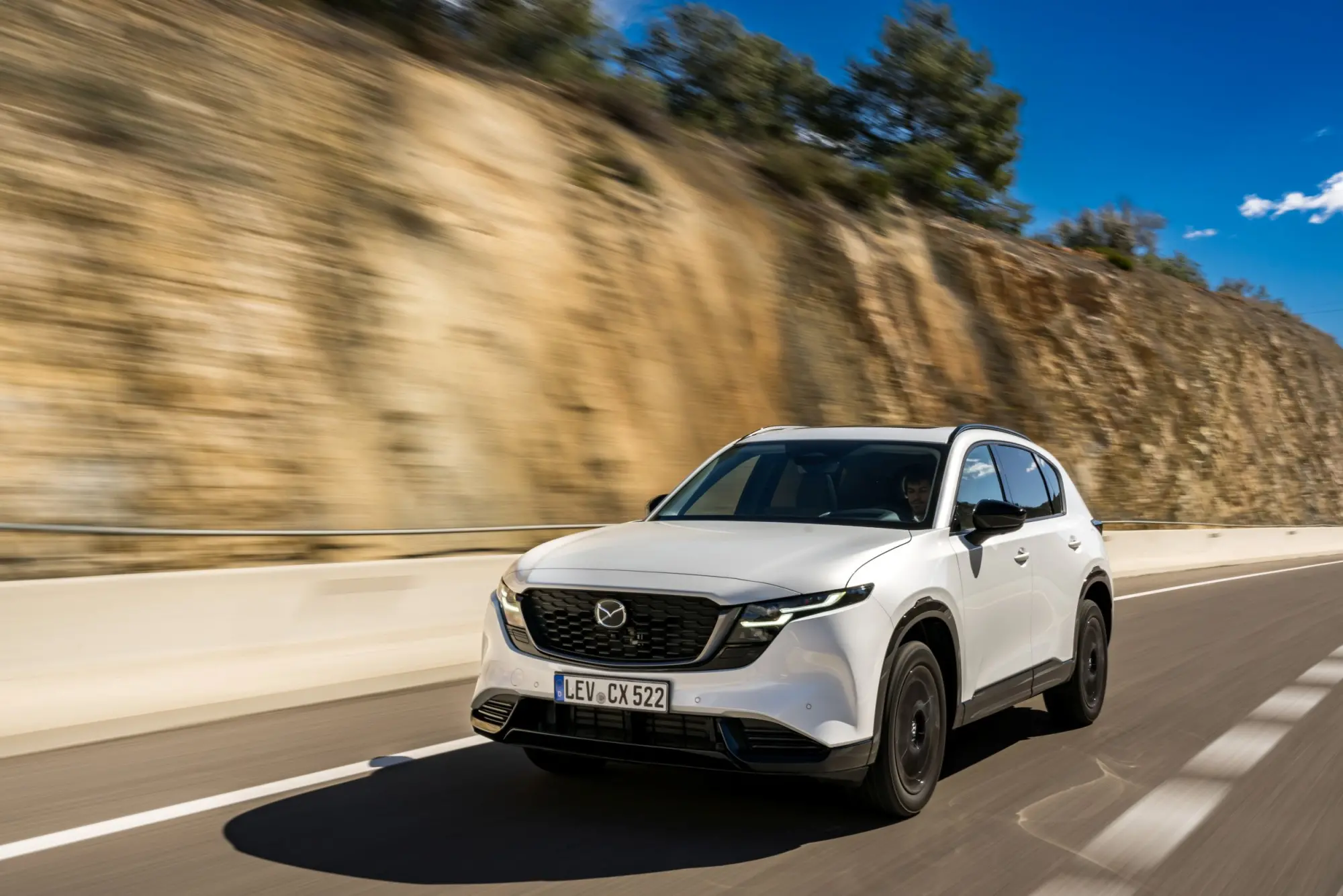 Mazda CX-5 ottiene il terzo riconoscimento internazionale per la sicurezza