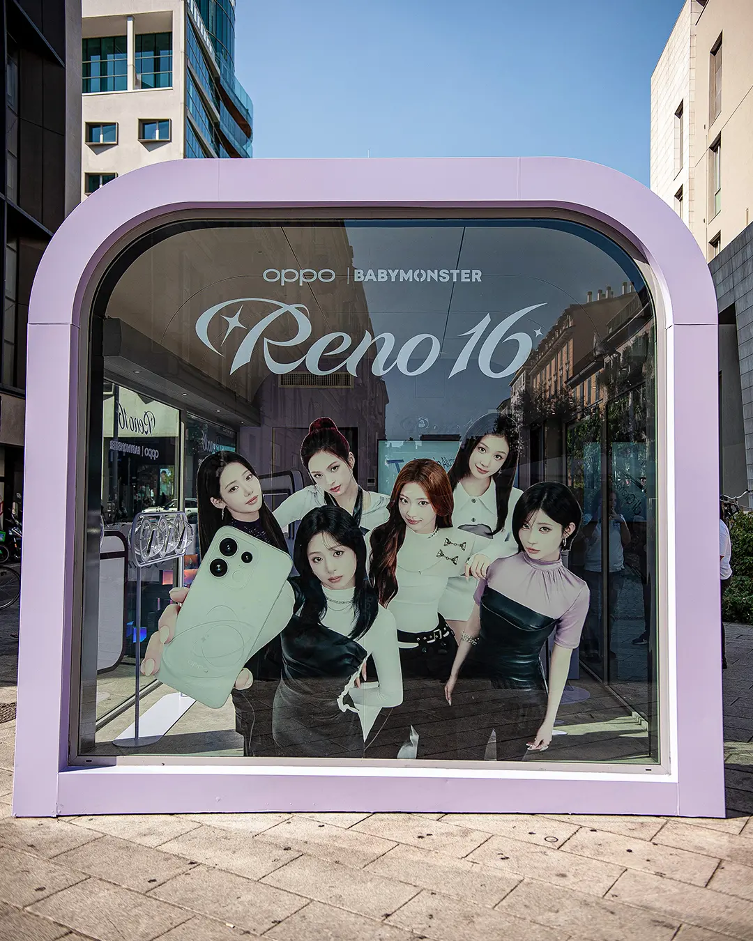OPPO conquista Milano: successo per il pop-up immersivo dedicato alla Reno16 Series