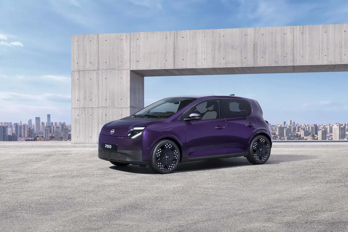 Nuova Nissan PIXO: la city car elettrica compatta che punta su praticità e tecnologia
