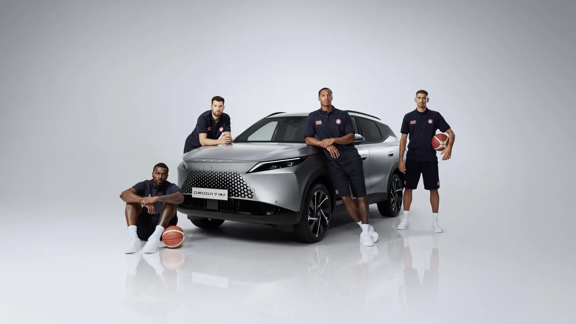 OMODA & JAECOO e Mocauto diventano Official Automotive Partner di Armani Olimpia Milano