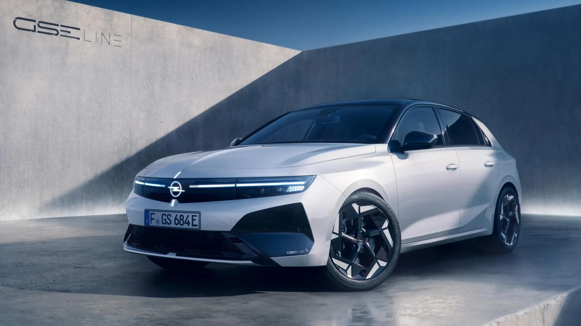 Opel Astra GSE Line: debutto sportivo e innovativo al Salone di Parigi 2026