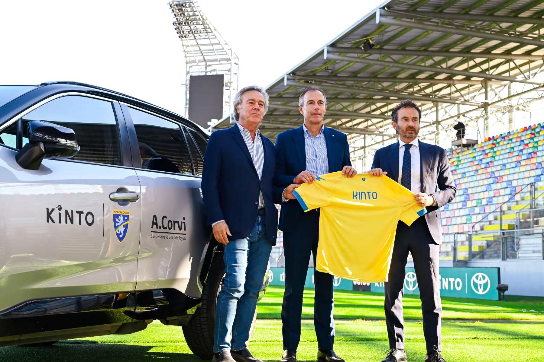KINTO sarà Official Mobility Partner del Frosinone Calcio per la stagione 2026/2027