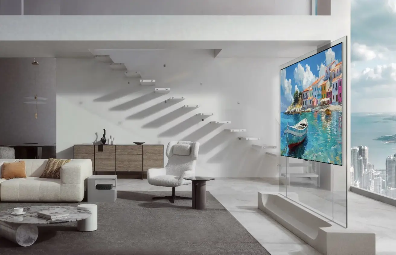 LG rivoluziona la casa: TV trasparente, Wallpaper e audio che si adatta agli spazi
