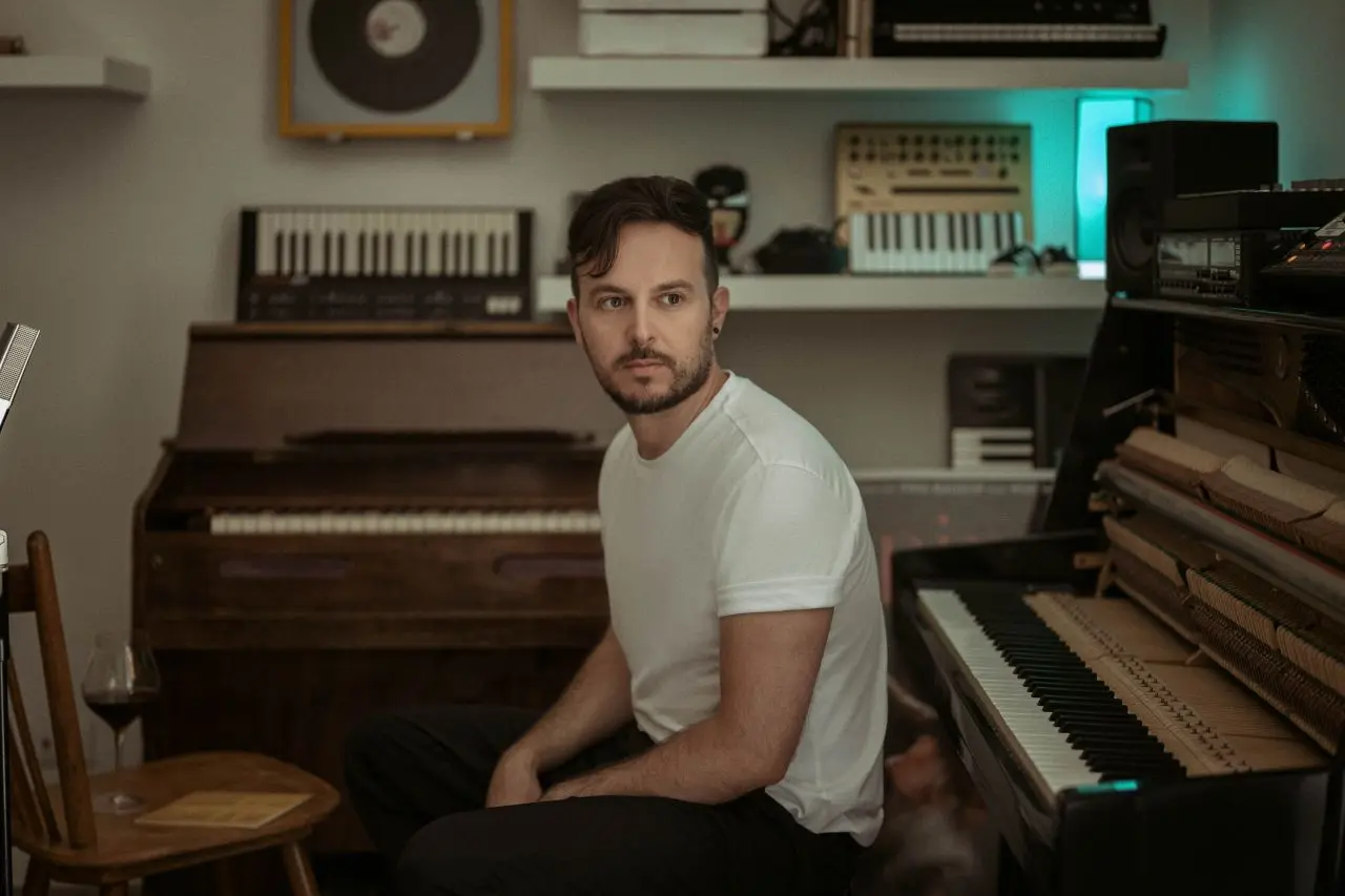 Luca D'Alberto firma la colonna sonora del film Rai su Biagio Conte