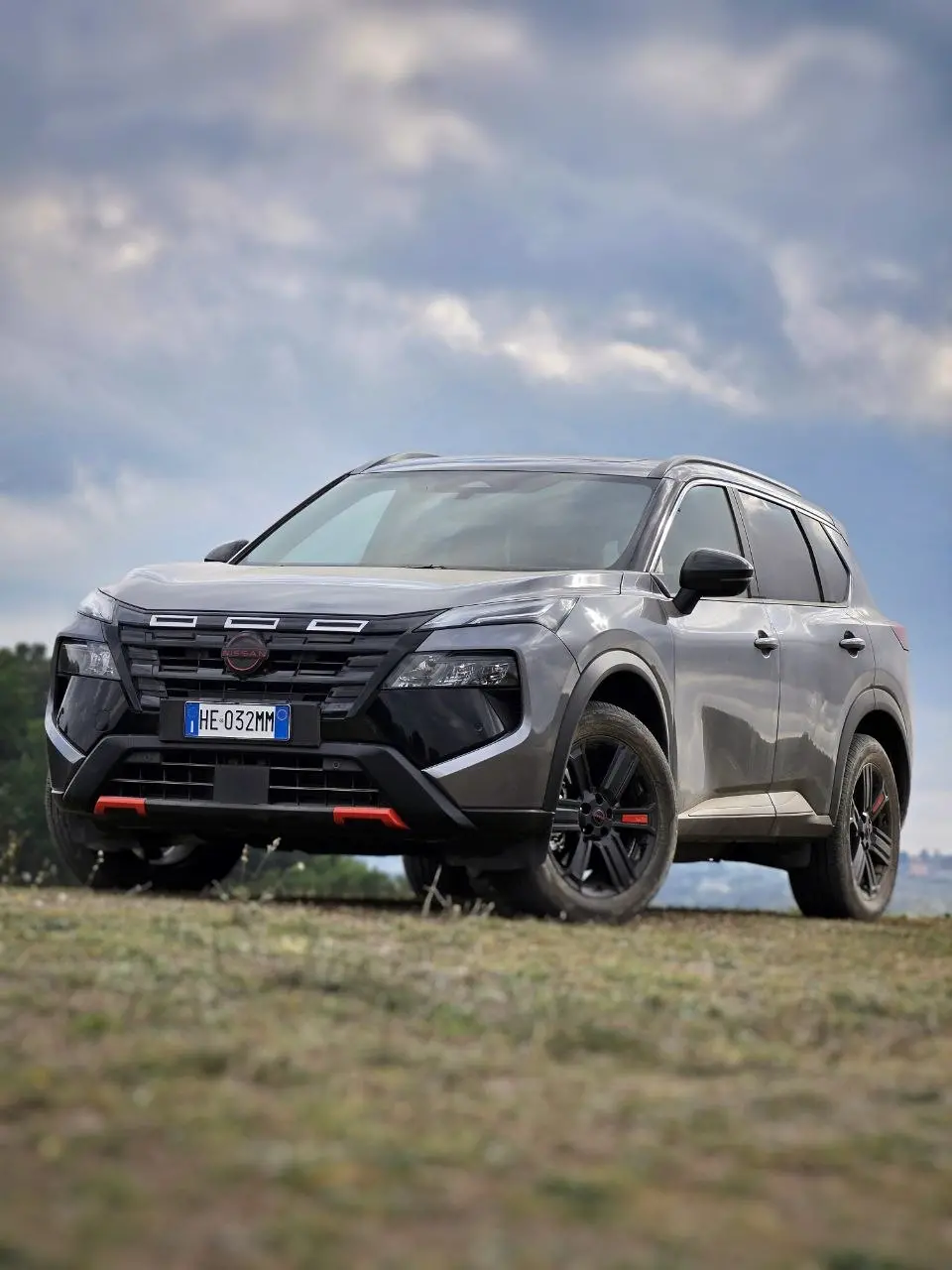 Nissan X-TRAIL compie 25 anni e si rinnova con la nuova versione N-TREK
