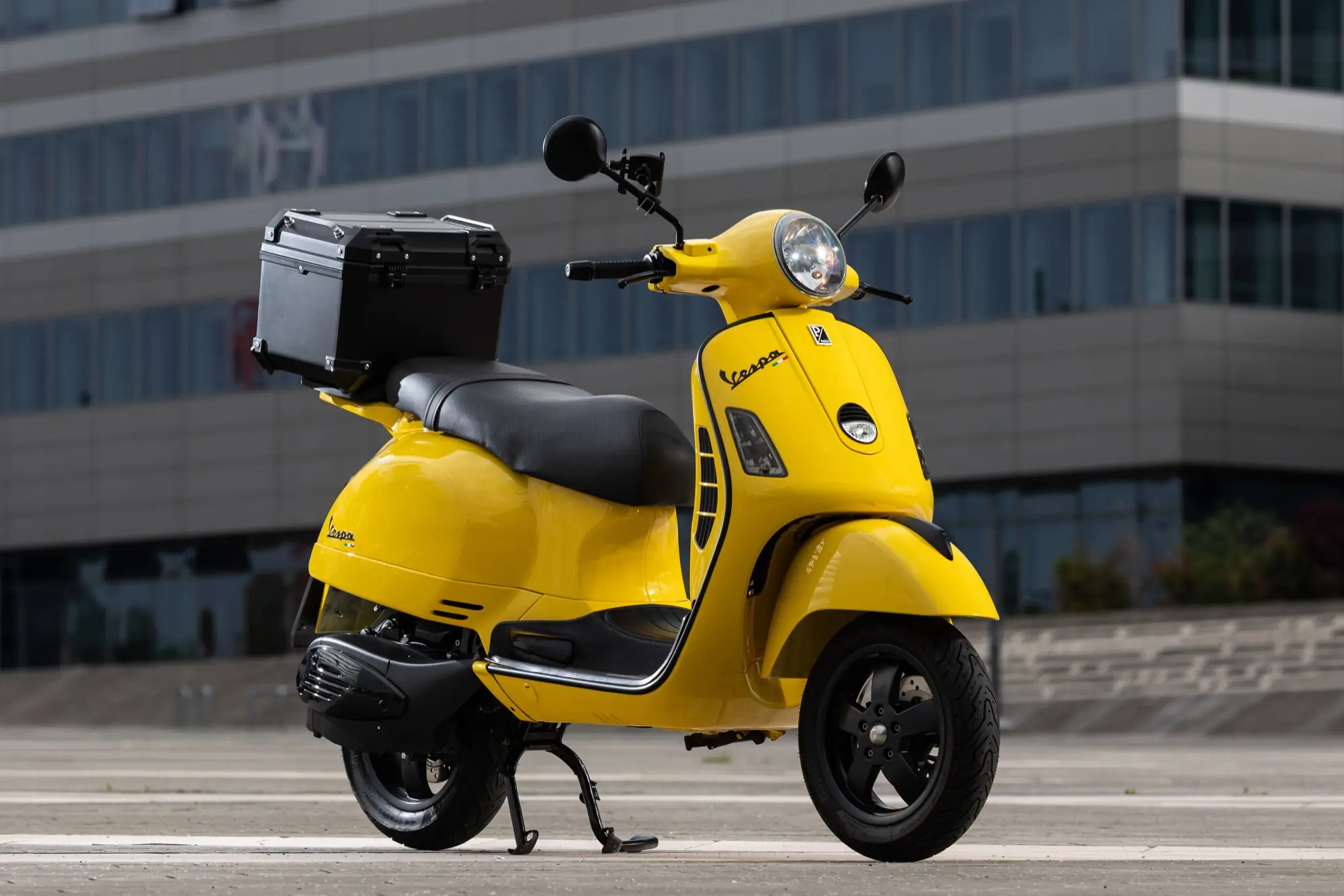 Vespa Newtron: il retrofit elettrico che rinnova l'icona italiana della mobilità
