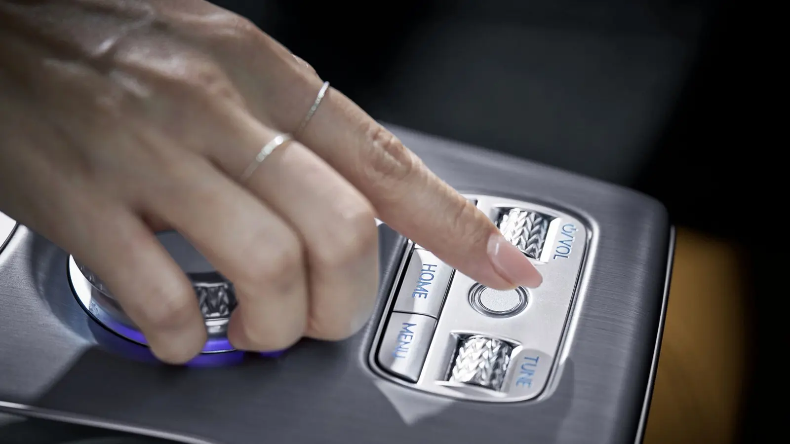 Genesis rivoluziona il comfort in auto con tecnologie digitali avanzate